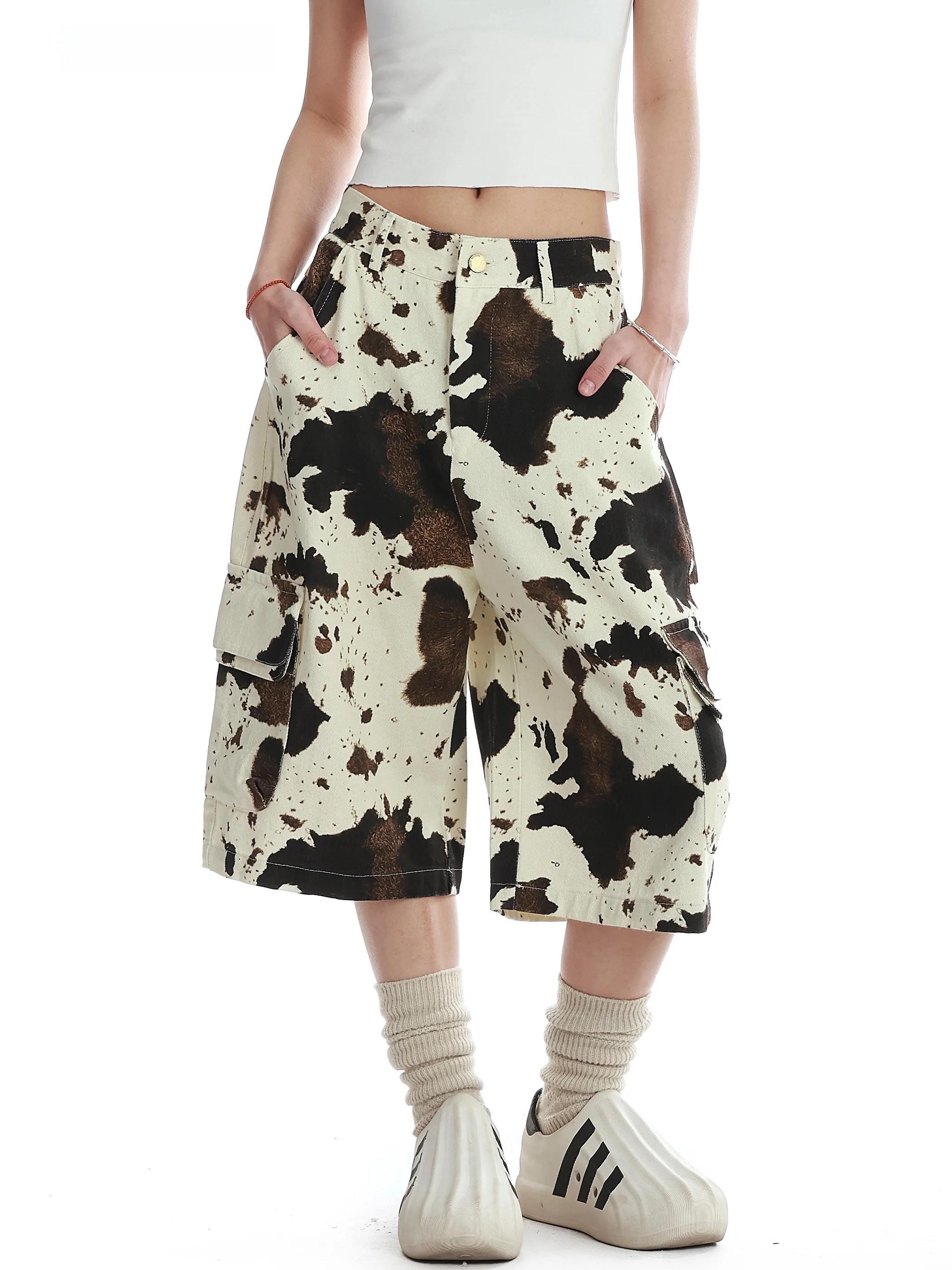 Loose Fit Seven Inch Denim Jeans Casual Vintage Milk Cow Pattern Unisex Comfortable Wide Leg Pants Shorts for Men And Women
Loose Fit Seven Inch Denim Jeans Casual Vintage Milk Cow Pattern Unisex Comfortable Wide Leg Pants Shorts for Men And Women