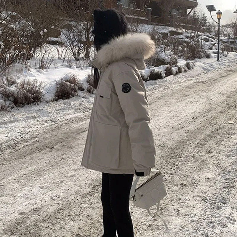 Women Parker Fashionable Casual Thickened Warm Hooded Hood Down Jacket 2025 Winter New Women 90 Duck Down Women Down Jacket H737
Women Parker Fashionable Casual Thickened Warm Hooded Hood Down Jacket 2025 Winter New Women 90 Duck Down Women Down Jacket H737