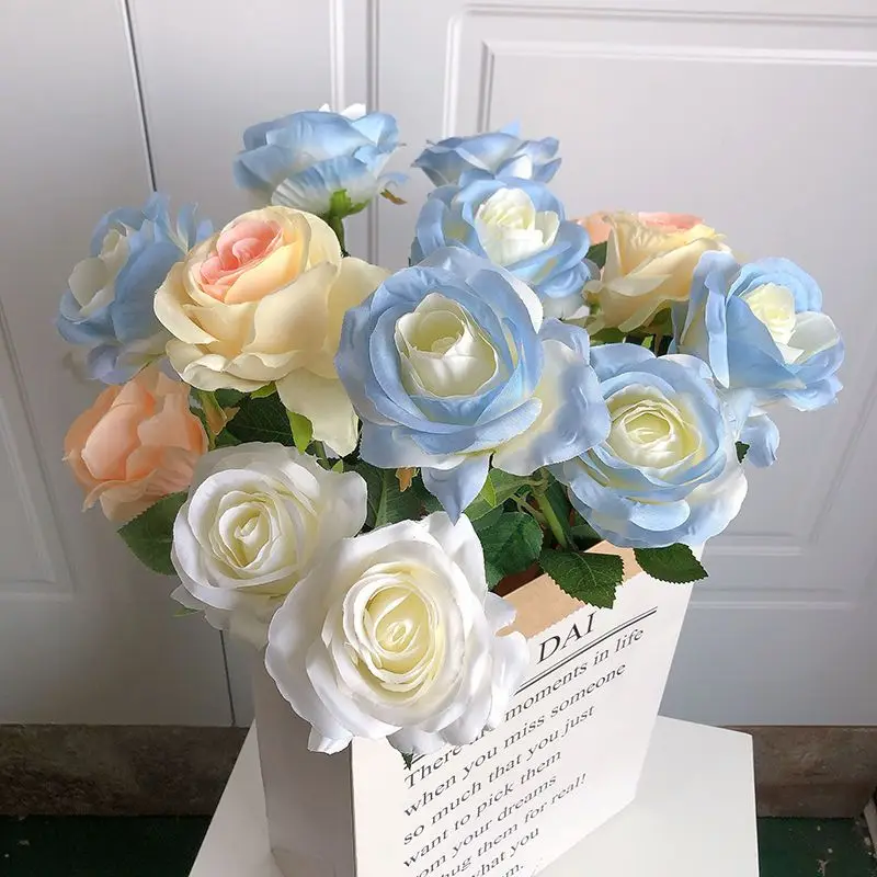 5pcs Simulated Rose Home Decoration Wedding Flower Artificial Flower Photography Prop Garden Decoration
5pcs Simulated Rose Home Decoration Wedding Flower Artificial Flower Photography Prop Garden Decoration