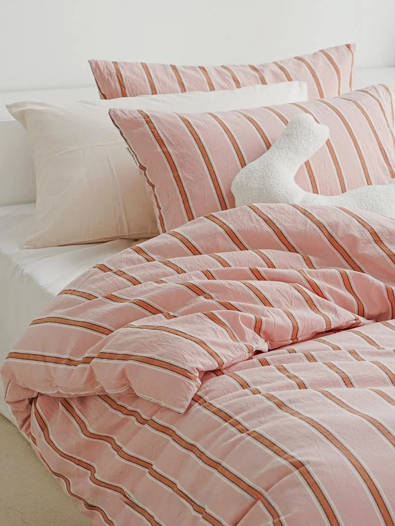 Zwow Pure Cotton Pink And Orange Striped Bedding Set 4-Piece Girl's Style Japanese Influenced Bed Linens Duvet Cover Sheets P...
Zwow Pure Cotton Pink And Orange Striped Bedding Set 4-Piece Girl's Style Japanese Influenced Bed Linens Duvet Cover Sheets P...