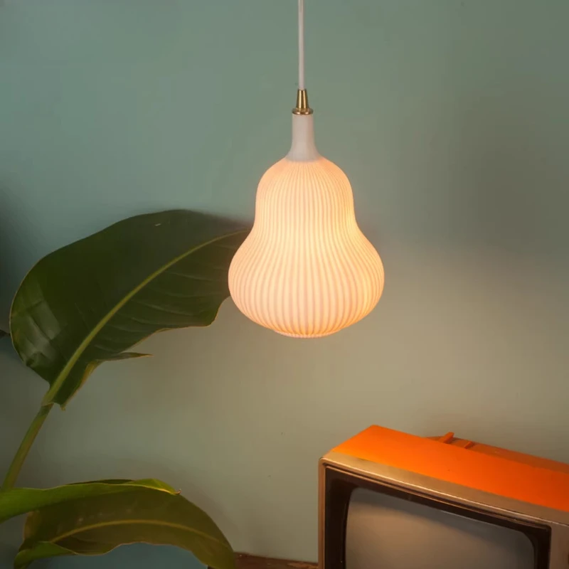 Japanese Style Retro Creative Pendant Light LED Bedroom Bedside Study Bar Counter Restaurant Handmade Ceramic Gourd Hanging Lamp
Japanese Style Retro Creative Pendant Light LED Bedroom Bedside Study Bar Counter Restaurant Handmade Ceramic Gourd Hanging Lamp