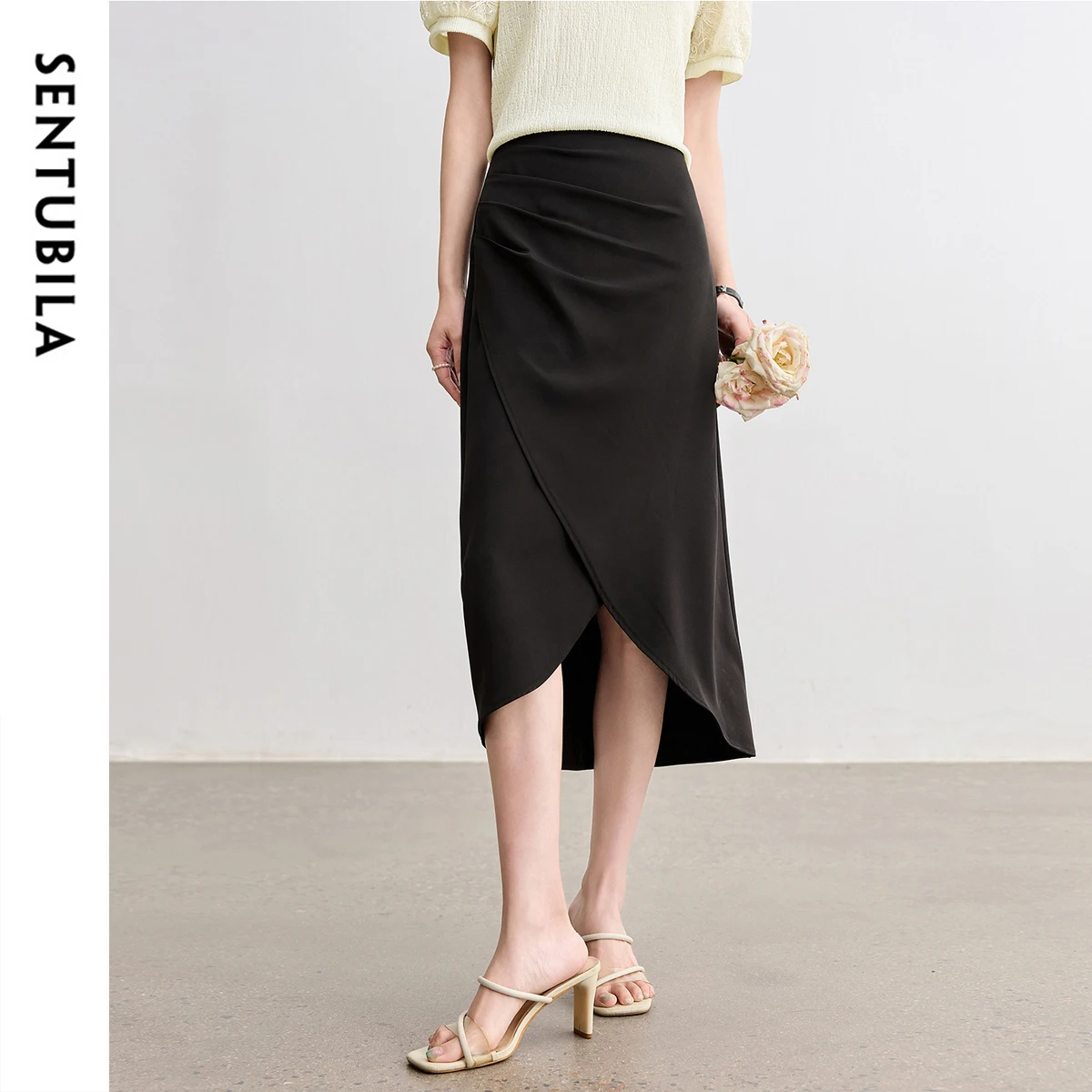 SENTUBILA Summer Women's Pencil Skirt Black Wrap Pleated Female Skirts 2025 New Collection Elegant Style Woman Clothes Q52QF2178
SENTUBILA Summer Women's Pencil Skirt Black Wrap Pleated Female Skirts 2025 New Collection Elegant Style Woman Clothes Q52QF2178