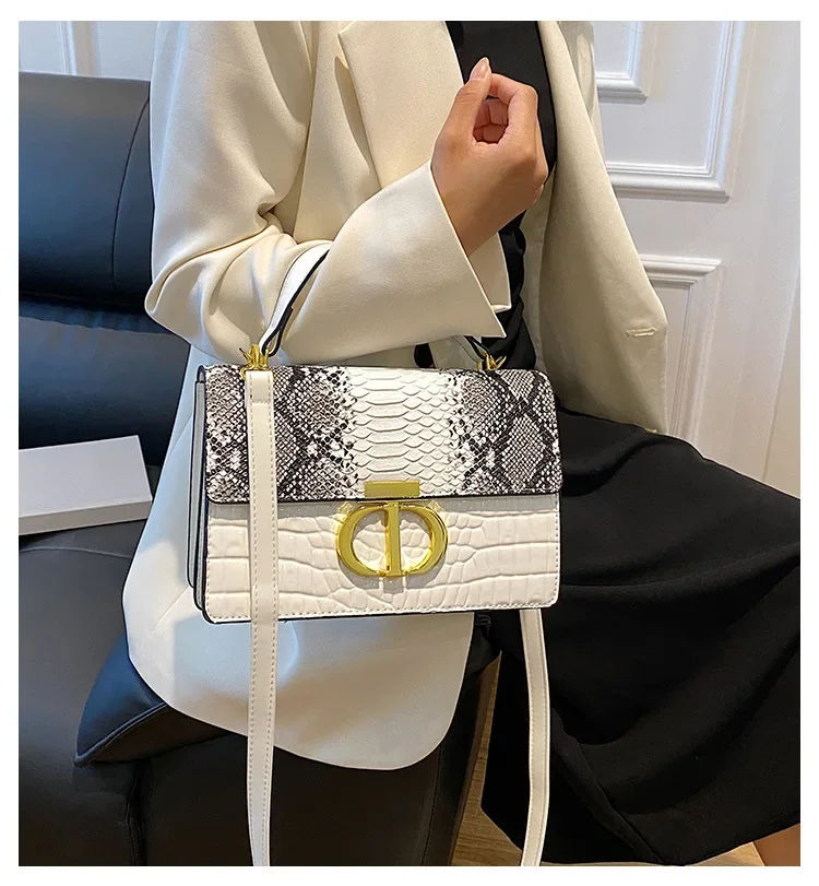 2025 Korean Style Square Bag - Minimalist Shoulder Purse for Women, Trendy Crossbody Handbag, Chic Casual Daypack
2025 Korean Style Square Bag - Minimalist Shoulder Purse for Women, Trendy Crossbody Handbag, Chic Casual Daypack