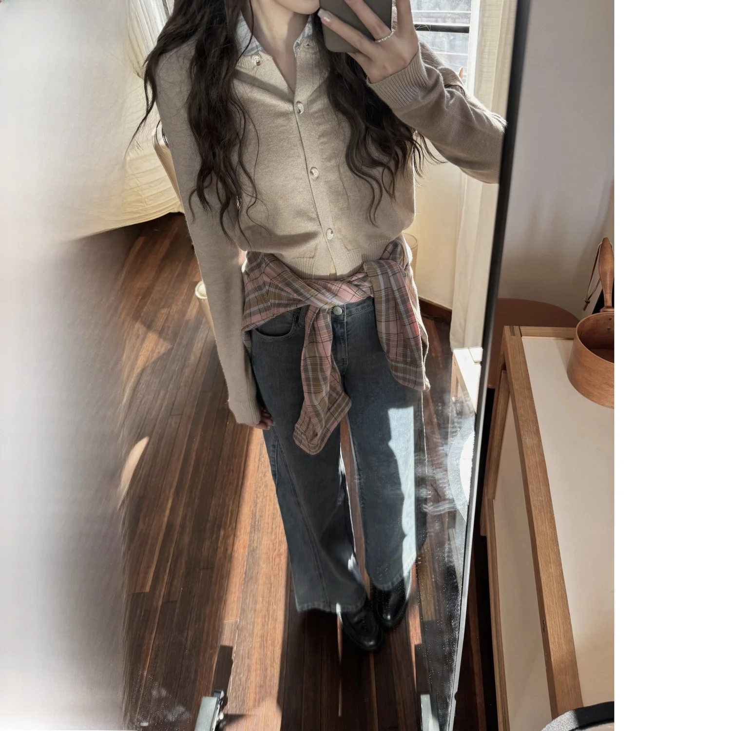 JMЖенский художественный вязаный свитер Miu Sle ort Plaid irt с воротником Long Sve, женский весенне-осенний японский топ
JMЖенский художественный вязаный свитер Miu Sle ort Plaid irt с воротником Long Sve, женский весенне-осенний японский топ