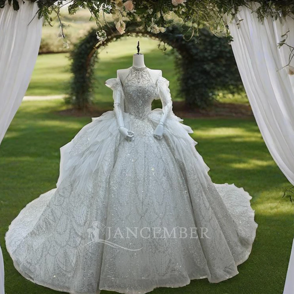 Ball Gown Wedding Dresses Short Sleeves Beading Feathers Princess Bridal Gowns Custom Made Tulle Party Clothing vestido de novia
Ball Gown Wedding Dresses Short Sleeves Beading Feathers Princess Bridal Gowns Custom Made Tulle Party Clothing vestido de novia
