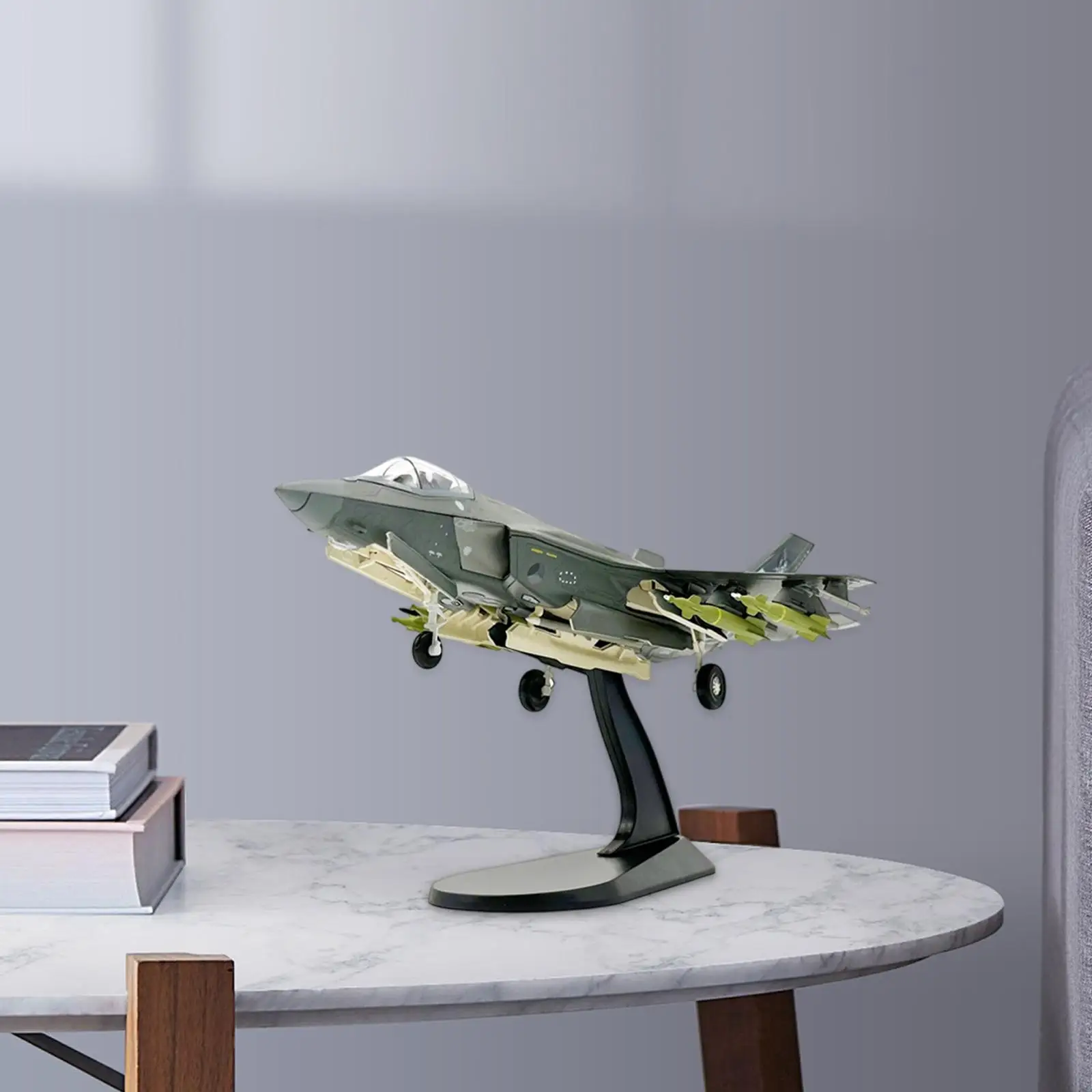 1:72 Scale F-35A Aircraft Model Fighter Model Beast Mode Display Stand Airplane Simulation Plane for Adults Gift Collection
1:72 Scale F-35A Aircraft Model Fighter Model Beast Mode Display Stand Airplane Simulation Plane for Adults Gift Collection