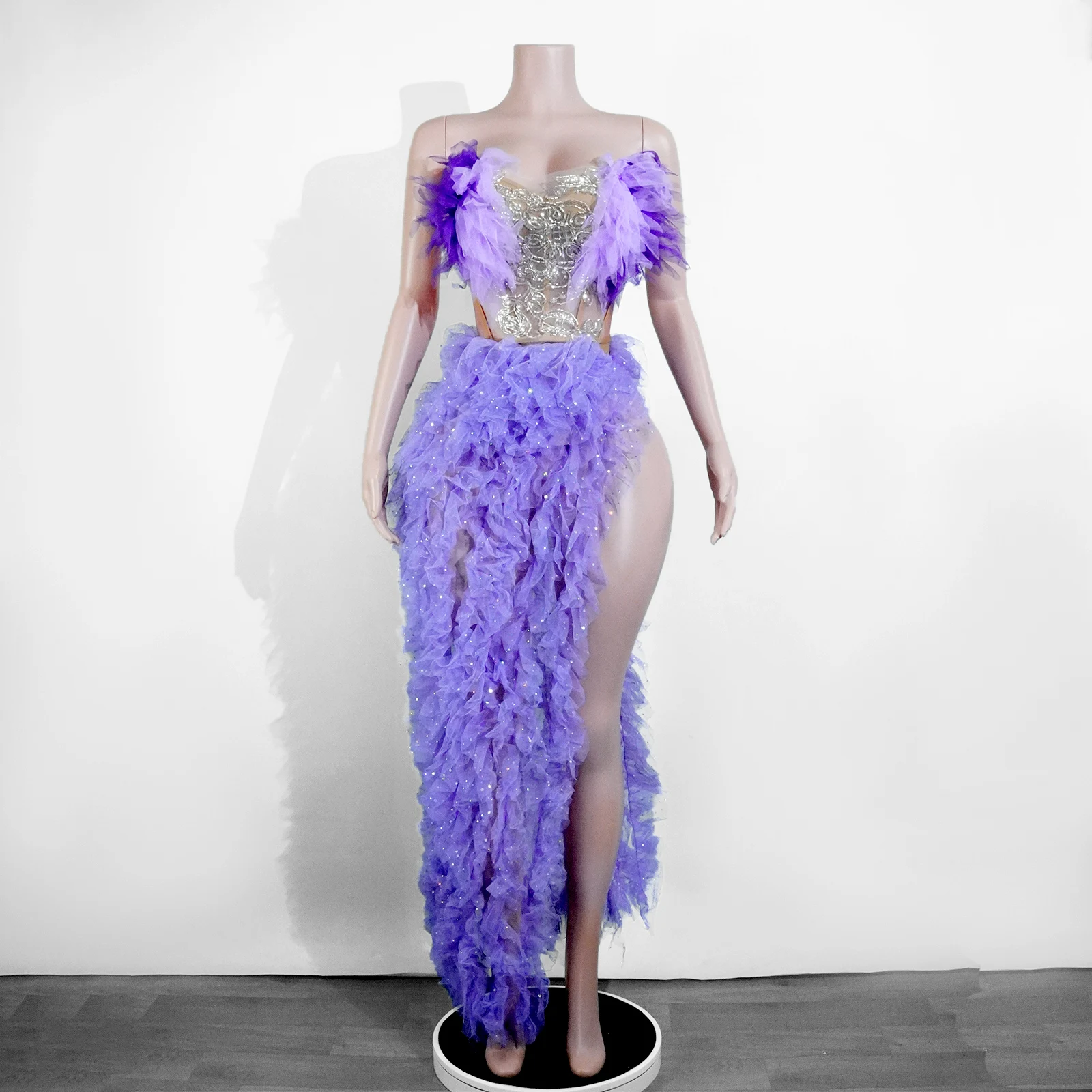 Sexy Dress Purple Red 2 Piece Top And Skirt Lace Backless Nightclub Evening Celebrate Gown Performance Wedding Birthday Outfits
Sexy Dress Purple Red 2 Piece Top And Skirt Lace Backless Nightclub Evening Celebrate Gown Performance Wedding Birthday Outfits