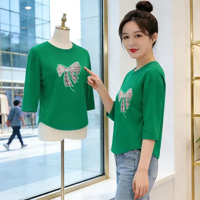 Elegant Slimming Printed T-Shirt Women's Fashion Mom Clothes Knot Seven-Sleeve Casual Style Polyester Fiber Top
Elegant Slimming Printed T-Shirt Women's Fashion Mom Clothes Knot Seven-Sleeve Casual Style Polyester Fiber Top