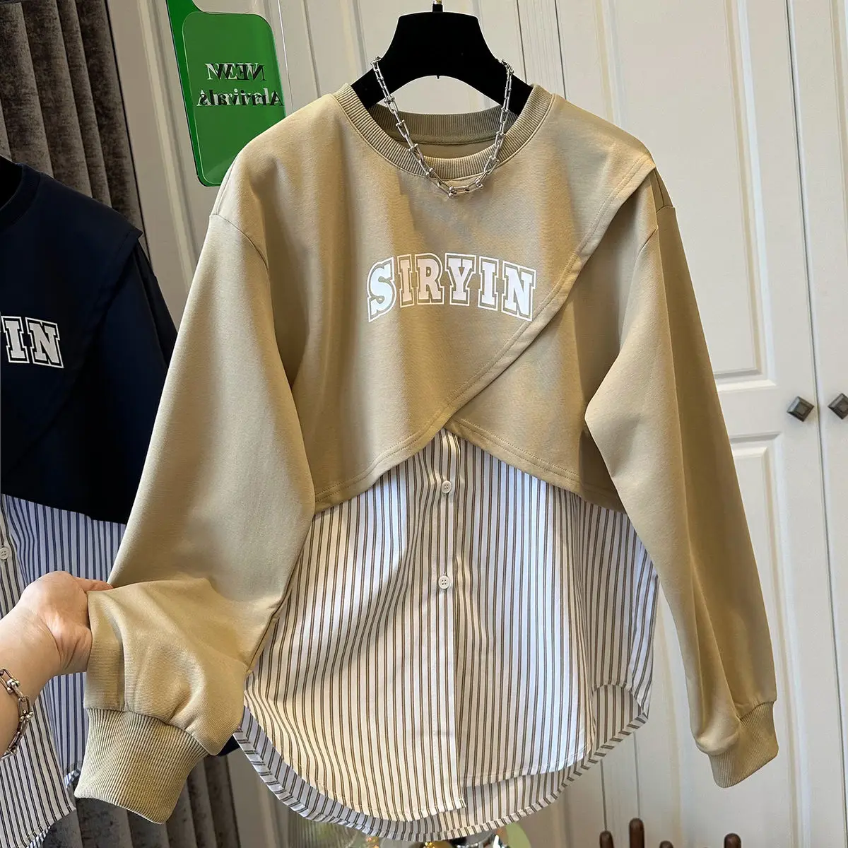 Женские толстовки, шерстяной капюшон на молнии, коричневый, желтый, с карманами, дизайн, нежная девушка, церемониальный, зеленый, кружево, молодые, с рюшами, серое волокно
Женские толстовки, шерстяной капюшон на молнии, коричневый, желтый, с карманами, дизайн, нежная девушка, церемониальный, зеленый, кружево, молодые, с рюшами, серое волокно