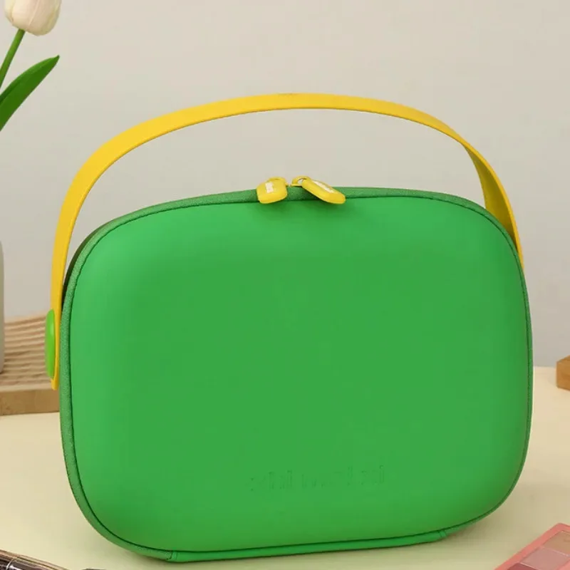 Fungoofun Portable High Appearance Index Cosmetic Bag Large-capacity Travel Washing Bag Three-dimensional Makeup Storage Bag
Fungoofun Portable High Appearance Index Cosmetic Bag Large-capacity Travel Washing Bag Three-dimensional Makeup Storage Bag