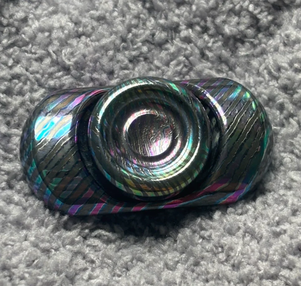 Used EDC Source EDC Candy Zircuti Stable&Spin Moon EDC fidget spinner metal decompression toy
Used EDC Source EDC Candy Zircuti Stable&Spin Moon EDC fidget spinner metal decompression toy