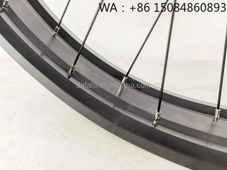 700c 45mm T800 Carbon Fixed Gear Rim, open V brake carbon fiber wheel, durable lightweight track road bicycle replacement parts
700c 45mm T800 Carbon Fixed Gear Rim, open V brake carbon fiber wheel, durable lightweight track road bicycle replacement parts