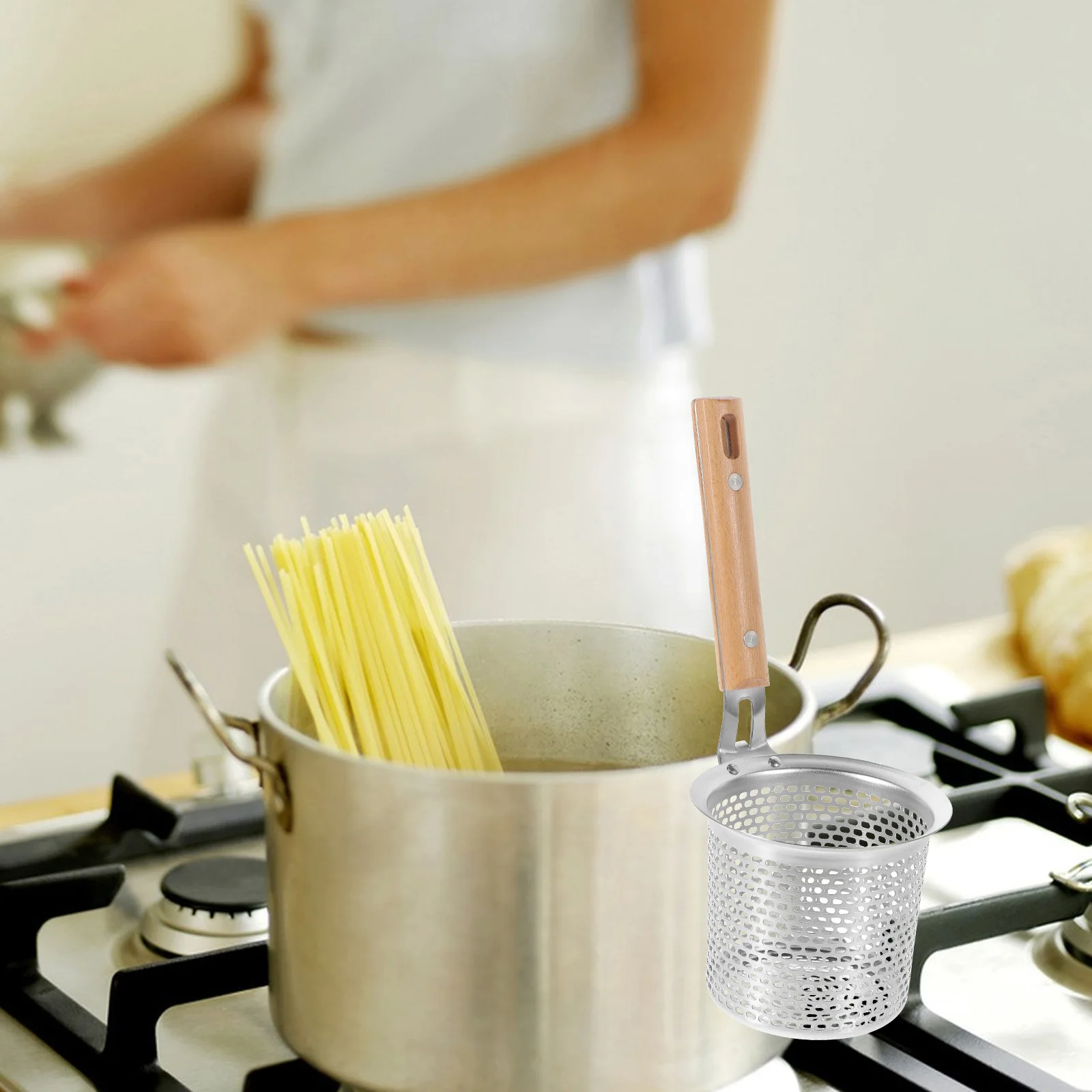 1pc Stainless Steel Strainer Spoon Fine Mesh For Pasta Noodle Hot Pot Food Colander Kitchen Filter Spoon Pasta Strainer Hot
1pc Stainless Steel Strainer Spoon Fine Mesh For Pasta Noodle Hot Pot Food Colander Kitchen Filter Spoon Pasta Strainer Hot