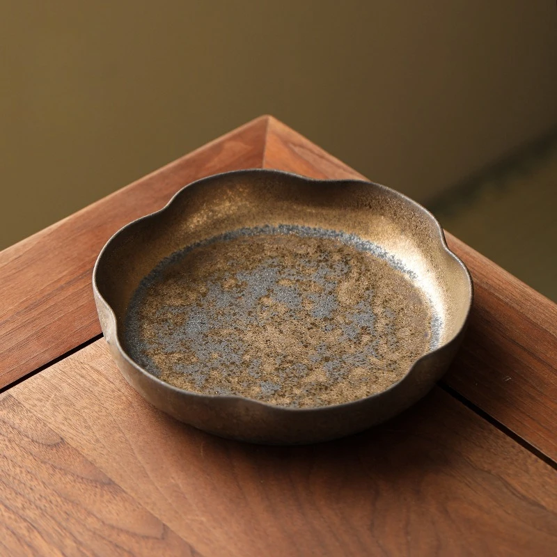 Vintage Coarse Pottery Tea Tray Water Storage Ceramic Gongfu Tea Brewing Mat for Teapot Gaiwan Drip Tray
Vintage Coarse Pottery Tea Tray Water Storage Ceramic Gongfu Tea Brewing Mat for Teapot Gaiwan Drip Tray