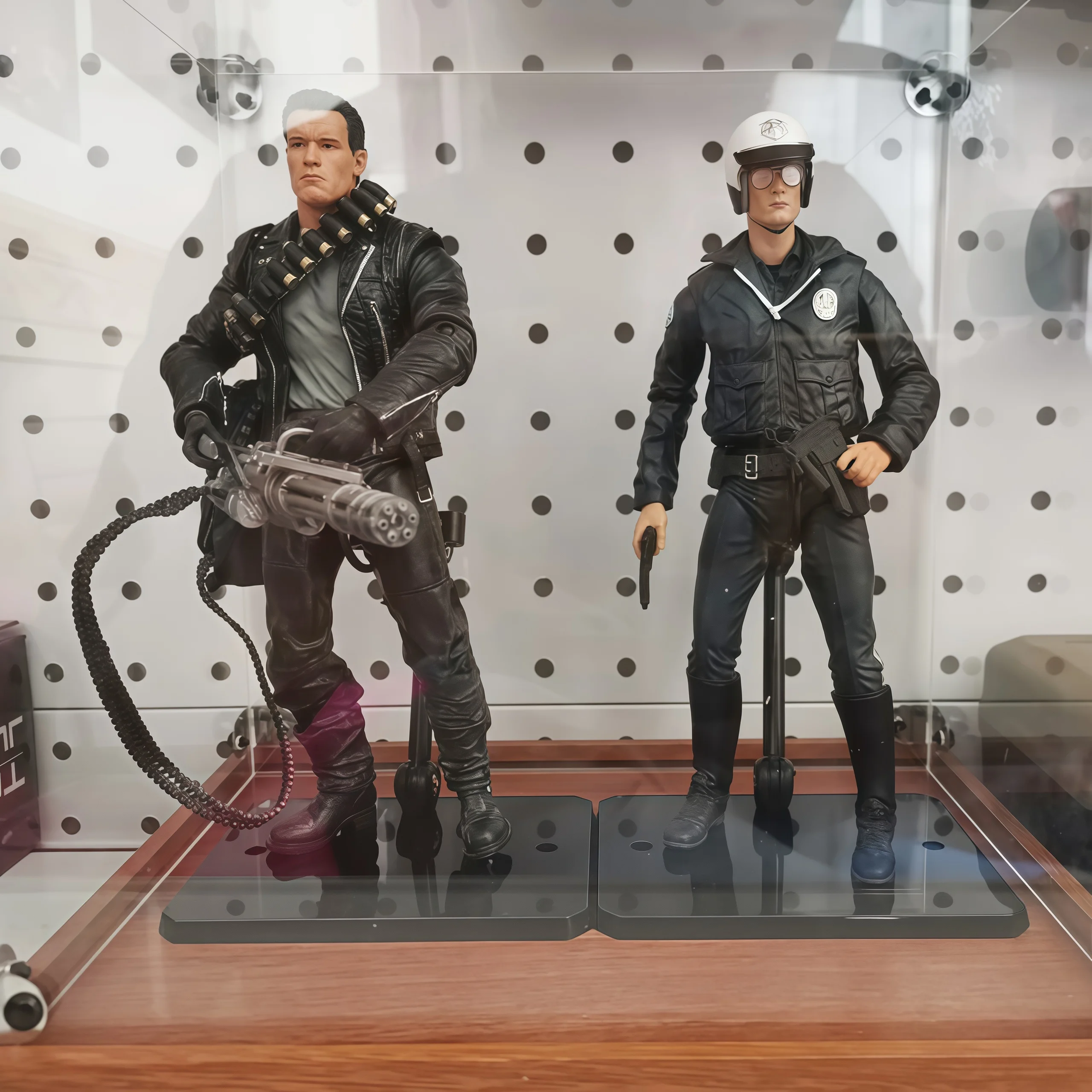 Terminator 2: Judgment Day Action Figures - T-800 & T-1000 " Poseable Models Arnold Schwarzenegger Movie Figure
Terminator 2: Judgment Day Action Figures - T-800 & T-1000 " Poseable Models Arnold Schwarzenegger Movie Figure