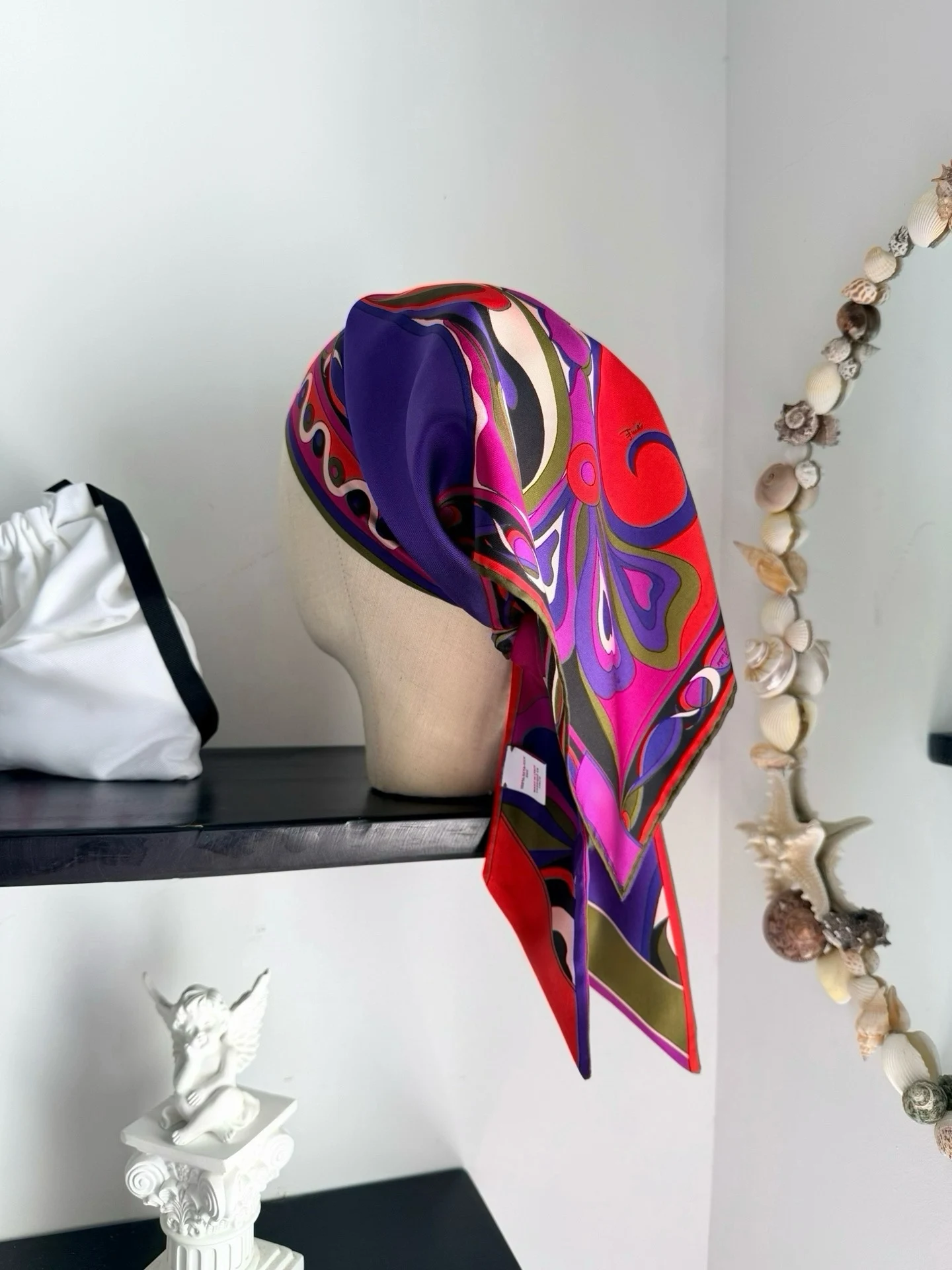 100% Real Silk Vintage Purple & Pink Abstract Print Satin Scarf Tube Top, Strapless Backless Crop Blouse High Quality Sexy Chic
100% Real Silk Vintage Purple & Pink Abstract Print Satin Scarf Tube Top, Strapless Backless Crop Blouse High Quality Sexy Chic