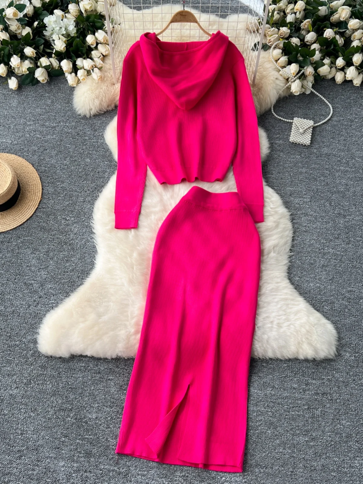 Осень-зима Повседневный вязаный комплект Женская модная шапка на молнии Открытый кардиган Свитер Пальто f Юбка Костюм из двух предметов для поездок на работу ... 
Осень-зима Повседневный вязаный комплект Женская модная шапка на молнии Открытый кардиган Свитер Пальто f Юбка Костюм из двух предметов для поездок на работу ...