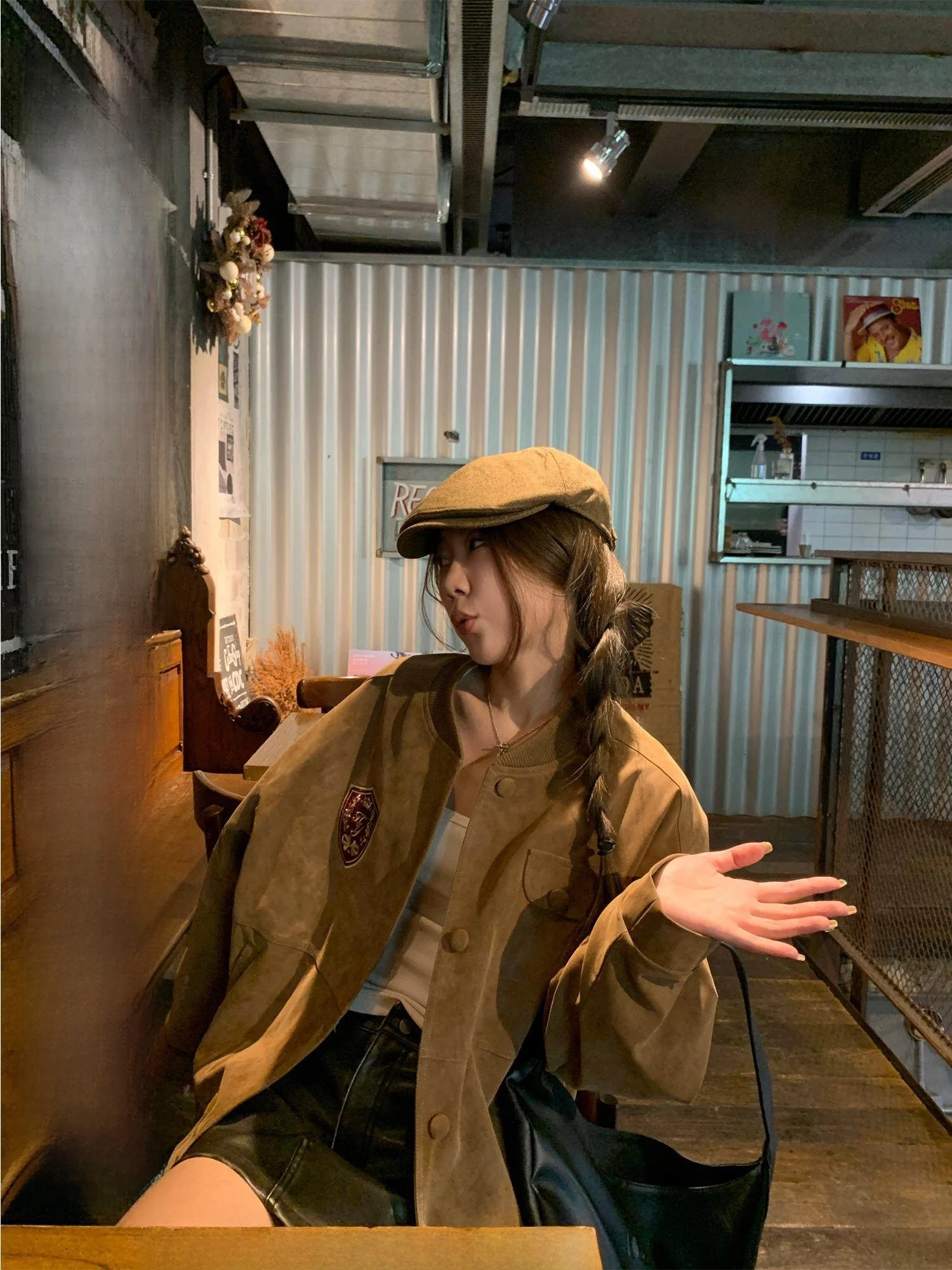 Aeronline Pei Forest Bae Baseball Jaet Briti Retro Brown Leather irt Outerwear Loose Fit Long Sve Cotton Blend
Aeronline Pei Forest Bae Baseball Jaet Briti Retro Brown Leather irt Outerwear Loose Fit Long Sve Cotton Blend