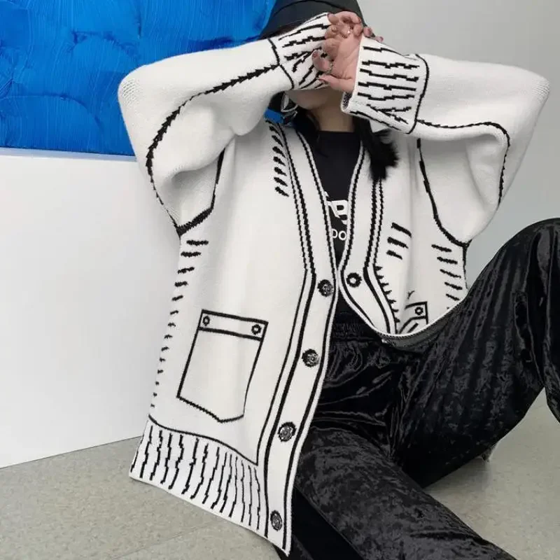 Print Graffiti Unique Cardigan Women Loose V-neck Long Sleeve Luxury Knitted Female Cardigans Coat Y2k 2024 Winter cardigan
Print Graffiti Unique Cardigan Women Loose V-neck Long Sleeve Luxury Knitted Female Cardigans Coat Y2k 2024 Winter cardigan