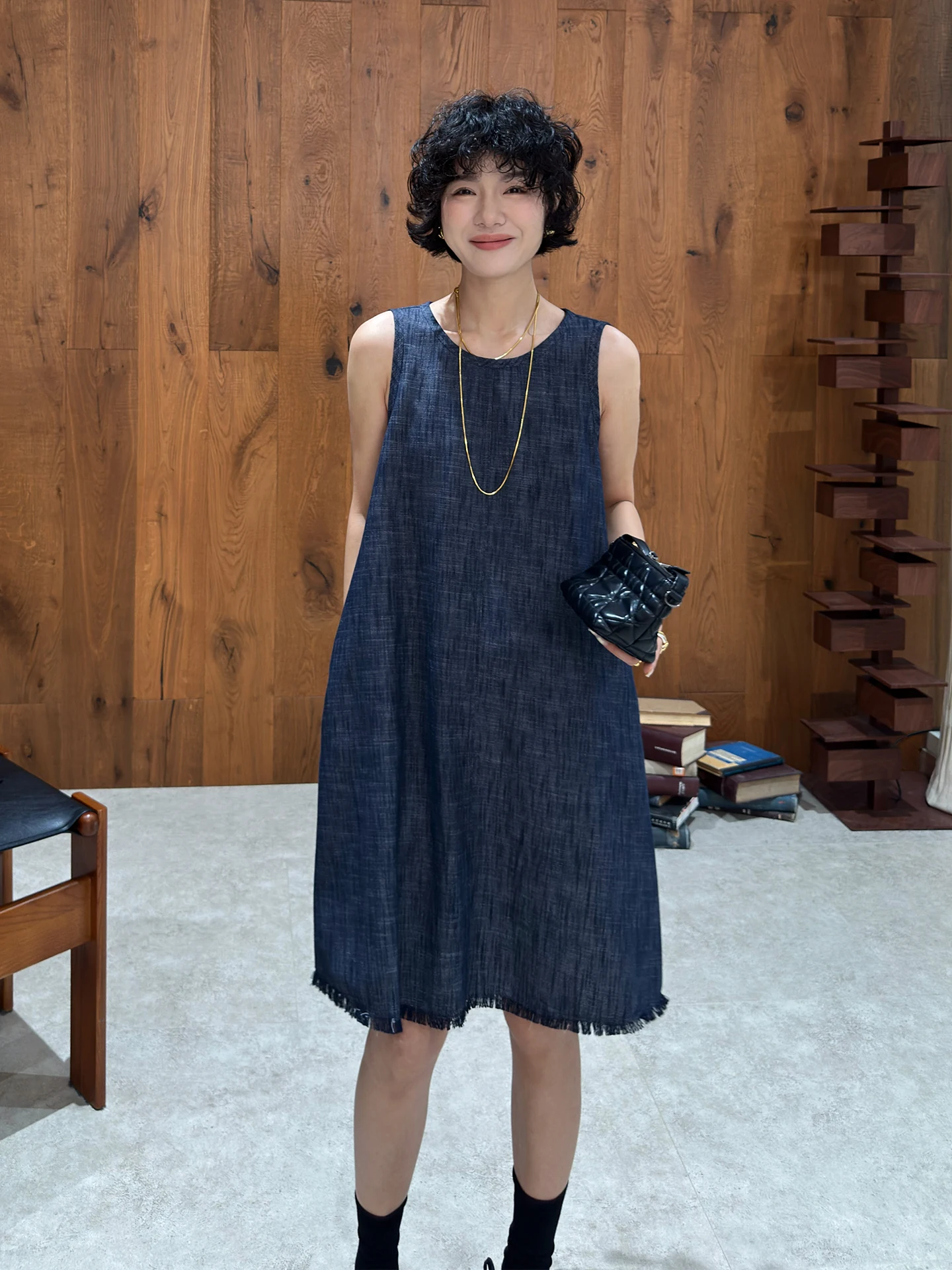 Buuyie Zhi Xia Retro High-End Sleeveless Dress New Korean Style Loose Casual Short Skirt Polyester Cotton Linen Blend
Buuyie Zhi Xia Retro High-End Sleeveless Dress New Korean Style Loose Casual Short Skirt Polyester Cotton Linen Blend