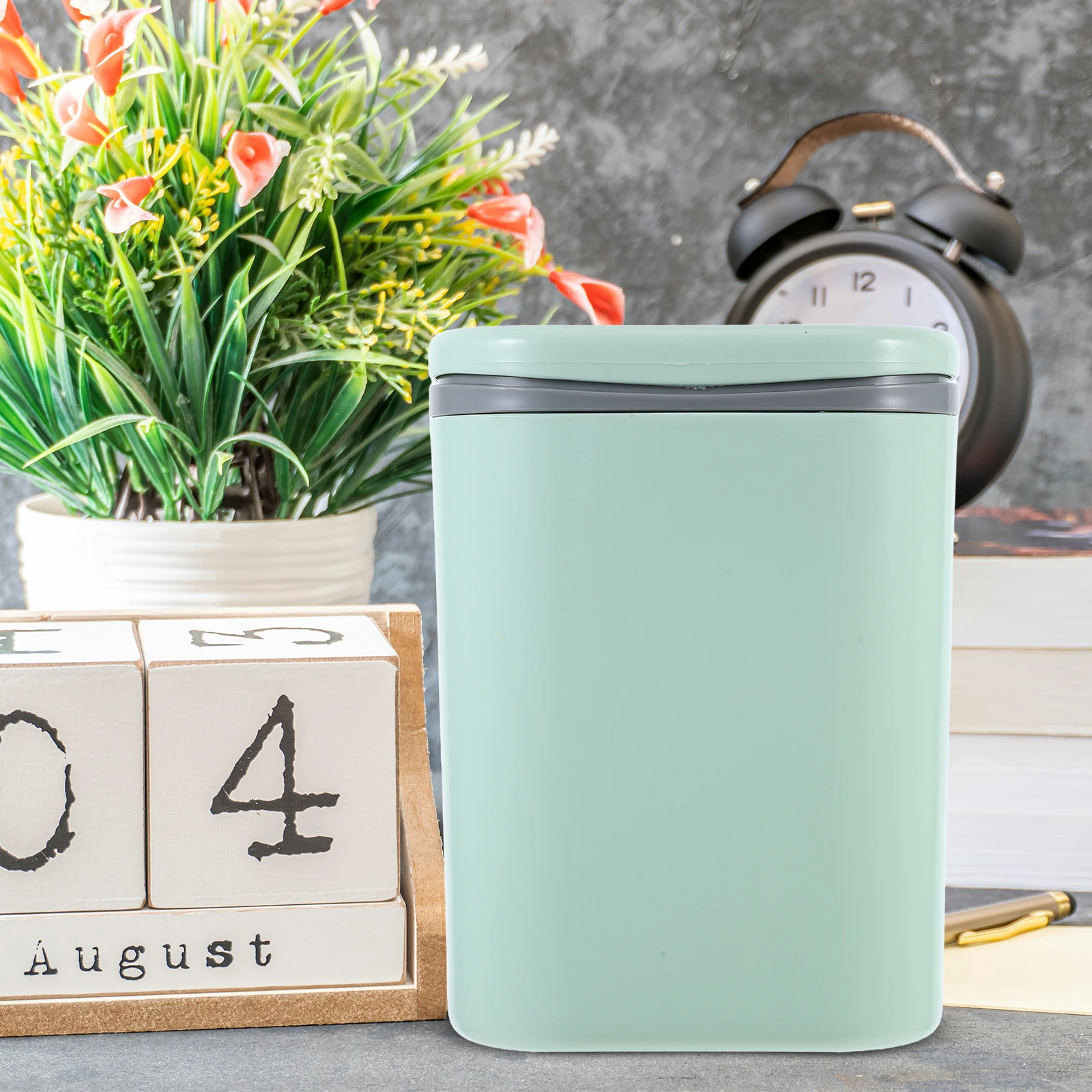Mini Trash Can with Lid Desktop Waste Kitchen Counter Garbage for Car Women Cute Push Type
Mini Trash Can with Lid Desktop Waste Kitchen Counter Garbage for Car Women Cute Push Type