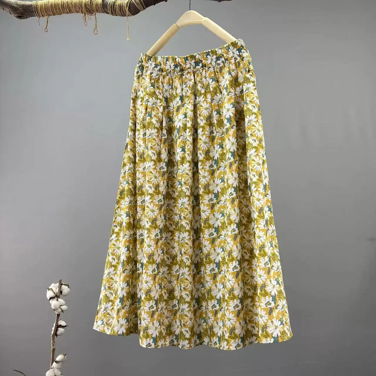 2026 Mori kei clothing Japanese fashion elastic waist yellow blue oil painting long skirts for women 100% cotton art style midi
2026 Mori kei clothing Japanese fashion elastic waist yellow blue oil painting long skirts for women 100% cotton art style midi