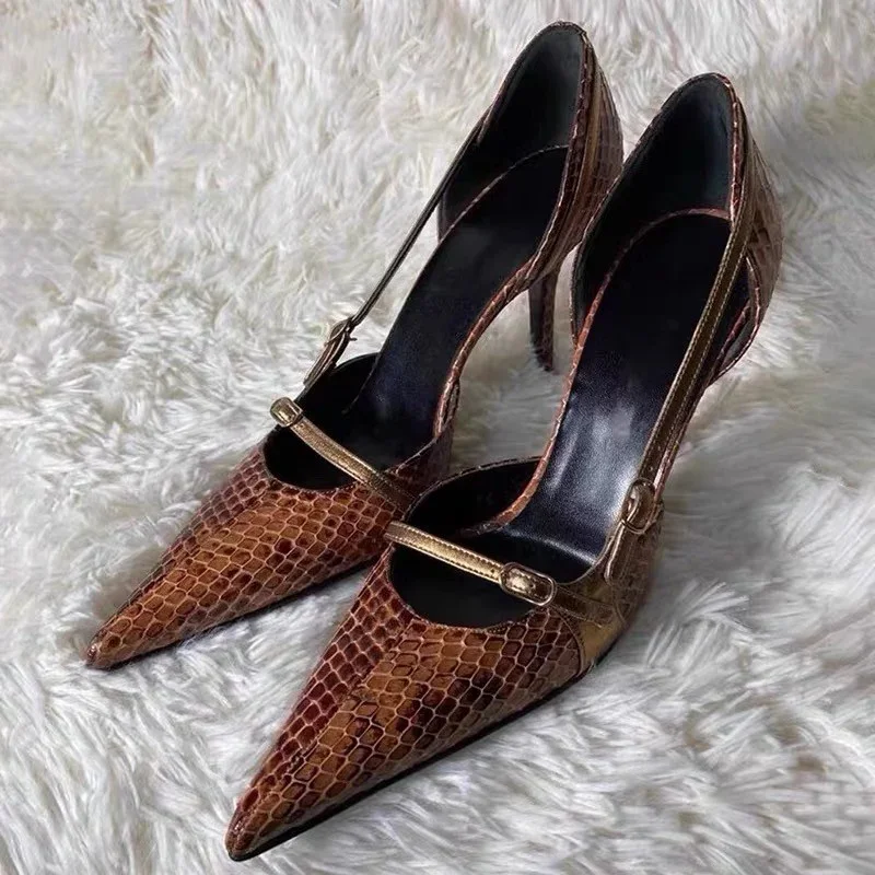 Sexy High Heeled Sandals Women's Pointed Toe Elegant Woman Shoes Luxury 2025 Summer Pumps Shoes New Snake Pattern Ladies Shoes
Sexy High Heeled Sandals Women's Pointed Toe Elegant Woman Shoes Luxury 2025 Summer Pumps Shoes New Snake Pattern Ladies Shoes
