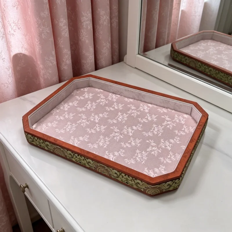 Chinese Dynasty Velvet Jewelry Plate, Bracelet & Hand Chain Display, Luxury Brocade Viewing Tray for Shop Use
Chinese Dynasty Velvet Jewelry Plate, Bracelet & Hand Chain Display, Luxury Brocade Viewing Tray for Shop Use