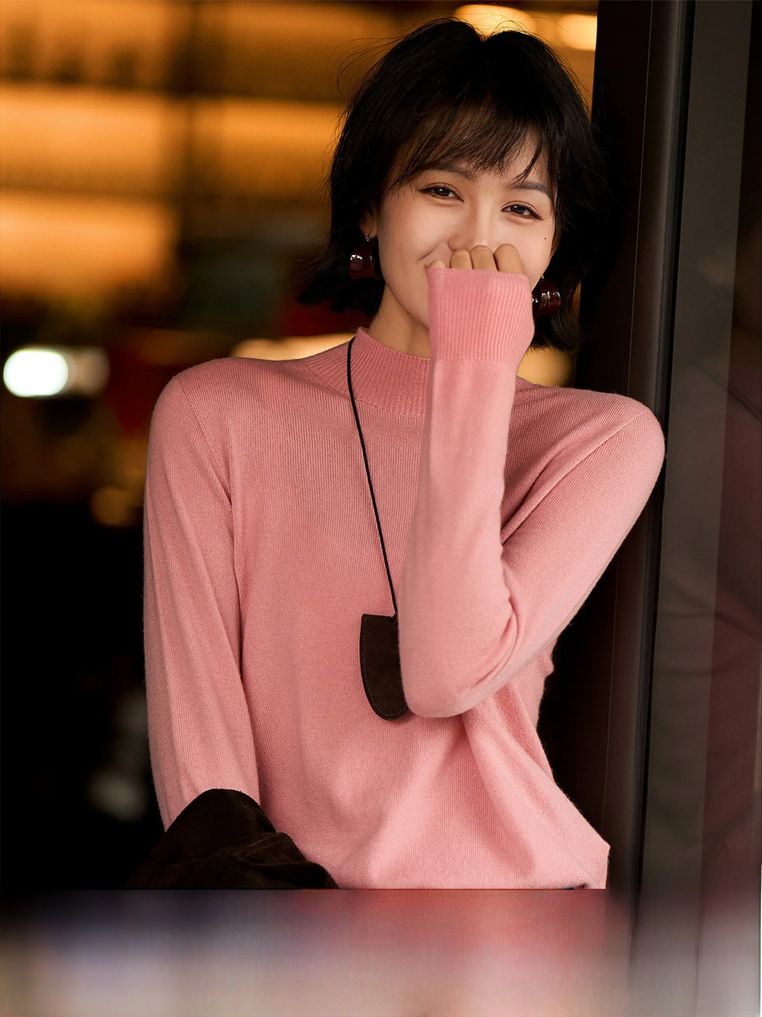 Женский вязаный свитер Xhange Cloud Soft Wool Camere Base с высоким воротником, свободного кроя, повседневный, с длинными рукавами, зимний топ
Женский вязаный свитер Xhange Cloud Soft Wool Camere Base с высоким воротником, свободного кроя, повседневный, с длинными рукавами, зимний топ