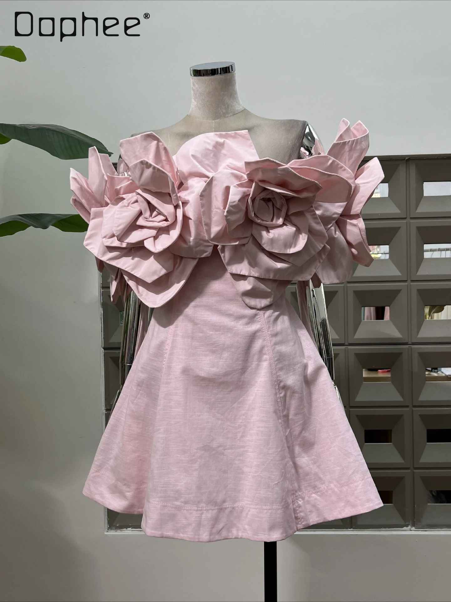High-End Fashion Three-Dimensional Large Flower Off-Shoulder Strapless Slim Dress Korean Ins Sweet Puffy Dress Evening Dresses
High-End Fashion Three-Dimensional Large Flower Off-Shoulder Strapless Slim Dress Korean Ins Sweet Puffy Dress Evening Dresses