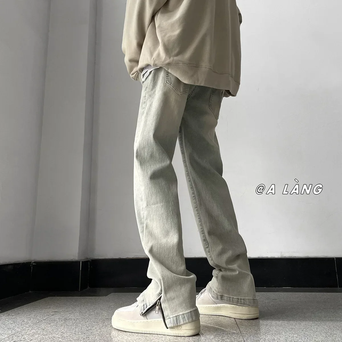 Long Jeans Men Denim Pants Flare Pant Slim Fit Zipper Casual Regular Simple Splice Straight Trousers High Waist Autumn 2024
Long Jeans Men Denim Pants Flare Pant Slim Fit Zipper Casual Regular Simple Splice Straight Trousers High Waist Autumn 2024