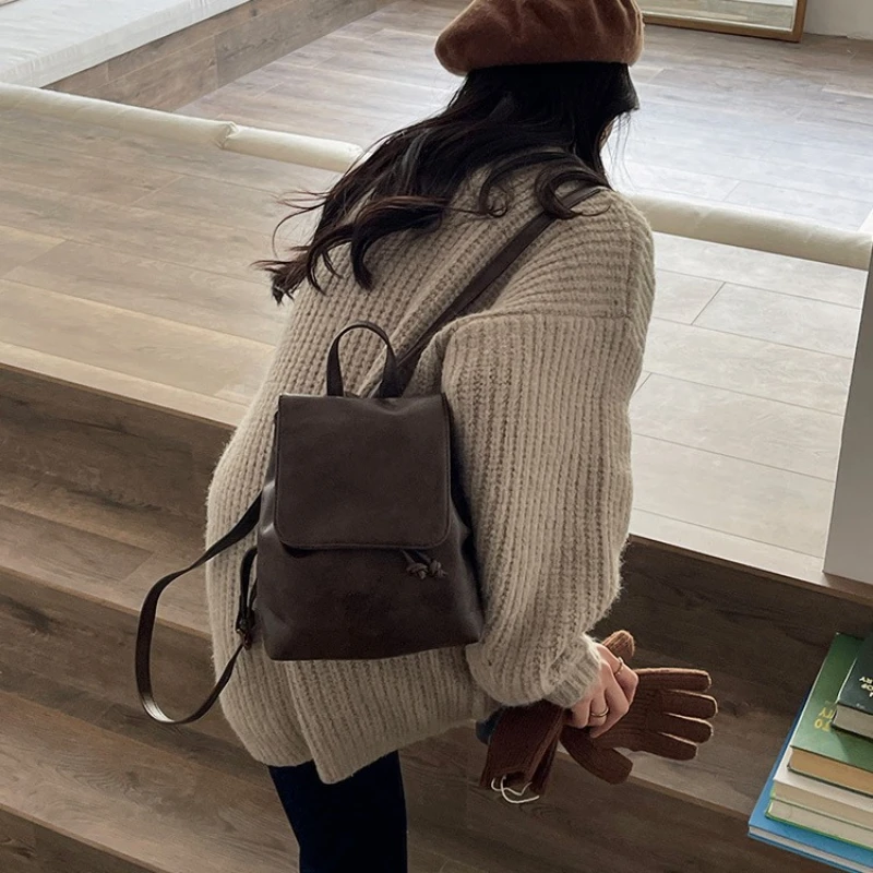 2025 Spring and Summer New Fashionable Versatile Backpack for Women, Small and Retro Brown Women's Backpack
2025 Spring and Summer New Fashionable Versatile Backpack for Women, Small and Retro Brown Women's Backpack