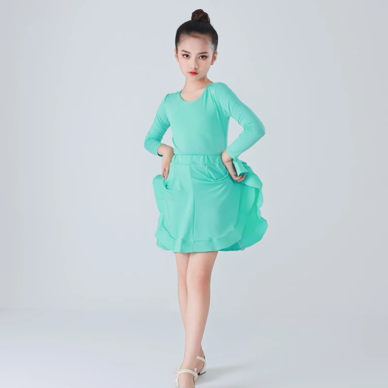 Girls Latin Dance Practice Outfit Two Piece Set Tops And Skirt Kids Professional Standard Competition Dress Performance Costume
Girls Latin Dance Practice Outfit Two Piece Set Tops And Skirt Kids Professional Standard Competition Dress Performance Costume