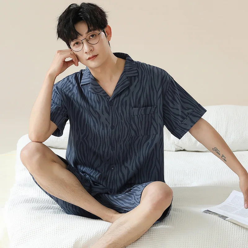 Modal Man Loungewear Spring and Summer Pajamas Men's Short-sleeved Pyjamas Cardigan Simple Casual Loose Youth Loungewear Suit
Modal Man Loungewear Spring and Summer Pajamas Men's Short-sleeved Pyjamas Cardigan Simple Casual Loose Youth Loungewear Suit