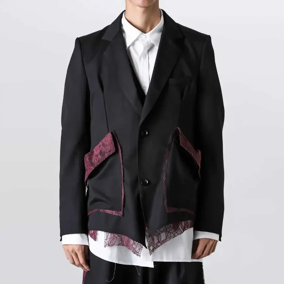 YOJI OOAK design sense, red irregular hollow splicing, double-layer lower suit pocket, two-color jacket for men
YOJI OOAK design sense, red irregular hollow splicing, double-layer lower suit pocket, two-color jacket for men