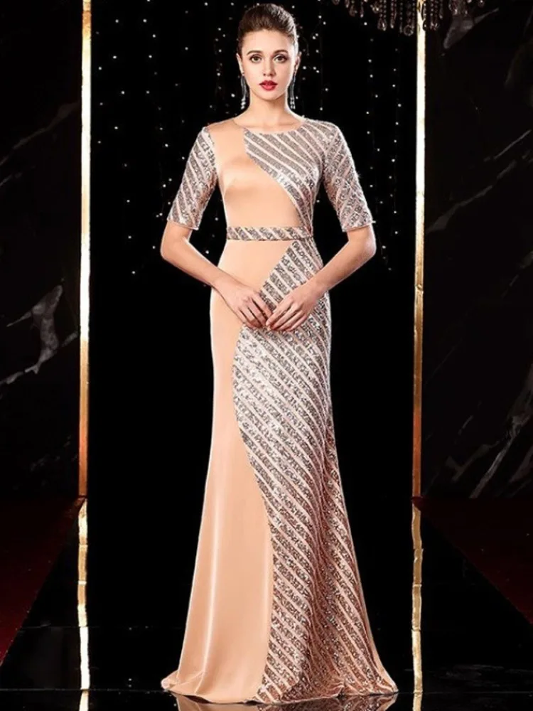 New Women's Sexy Fashion High Waist Temperament Commuting Slimming Solid Color Long Pink Dress
New Women's Sexy Fashion High Waist Temperament Commuting Slimming Solid Color Long Pink Dress