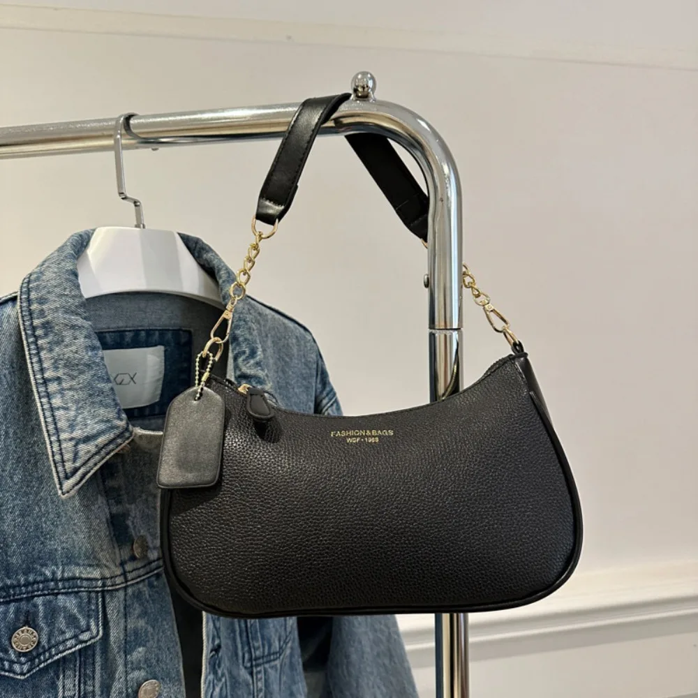 Fashionable PU Leather Crossbody Bag Solid Color Zipper Underarm Bag Adjustable Shoulder Bag Women
Fashionable PU Leather Crossbody Bag Solid Color Zipper Underarm Bag Adjustable Shoulder Bag Women