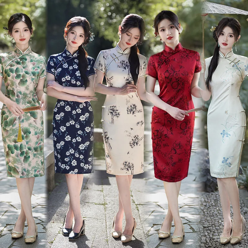 Summer Chinese Qipao Dress Fashion Chinese Style Young Girl Short Cheongsam Dress Lined Women Performance Clothing Ципао CH-036
Summer Chinese Qipao Dress Fashion Chinese Style Young Girl Short Cheongsam Dress Lined Women Performance Clothing Ципао CH-036