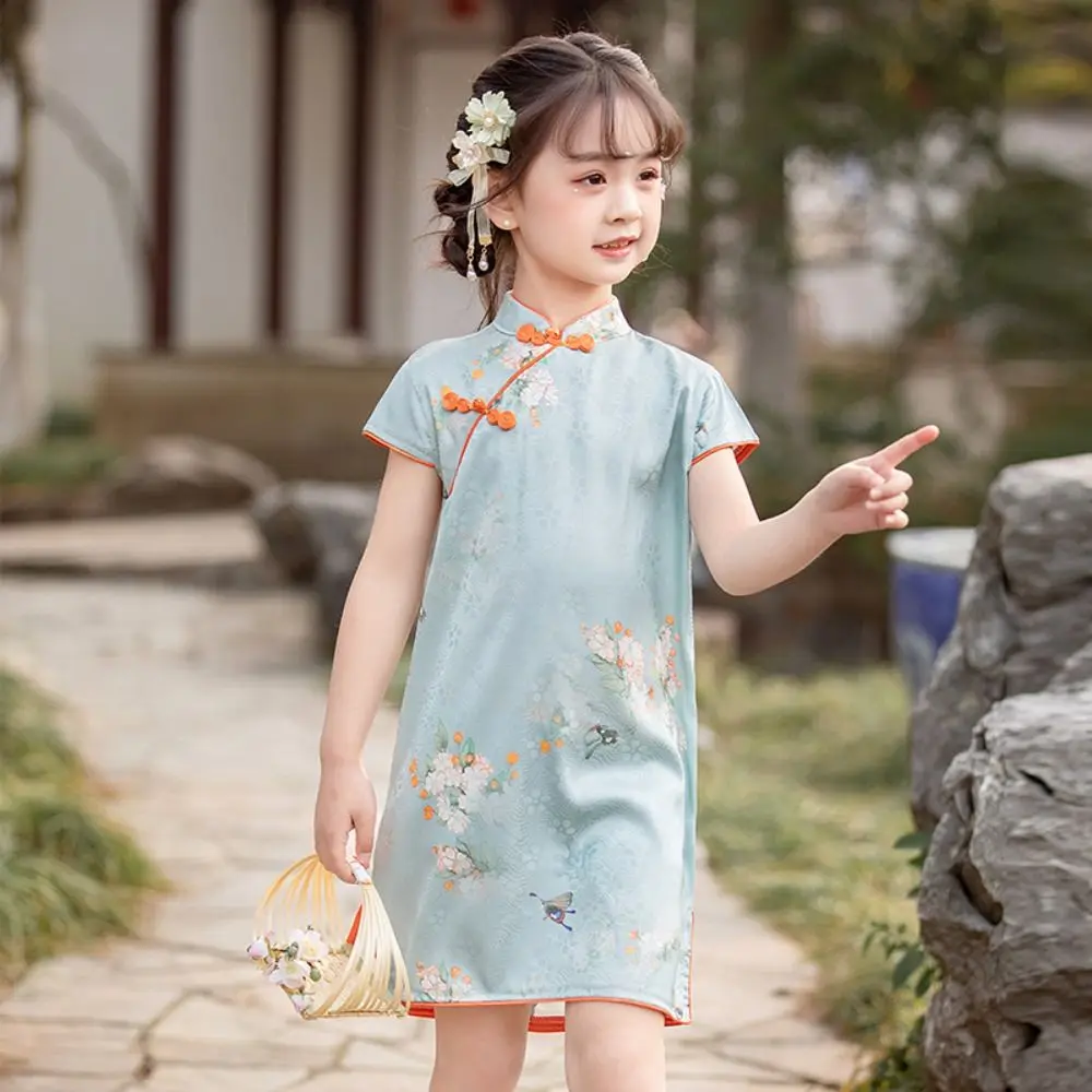 Chinese Style Children Cheongsam Short-Sleeved Cartoon Animals Children Chinese Dress Sweet Cute Kids Girls Cartoon Skirt
Chinese Style Children Cheongsam Short-Sleeved Cartoon Animals Children Chinese Dress Sweet Cute Kids Girls Cartoon Skirt