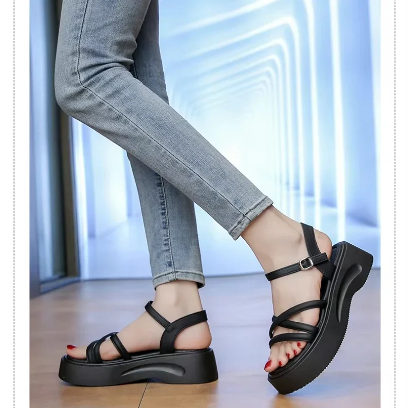 Women's Sandals Round ToePlatform Sole One-line Buckle Narrow Band Shoes Women Leisure Daily Roman Concise Sandalias De Mujer
Women's Sandals Round ToePlatform Sole One-line Buckle Narrow Band Shoes Women Leisure Daily Roman Concise Sandalias De Mujer