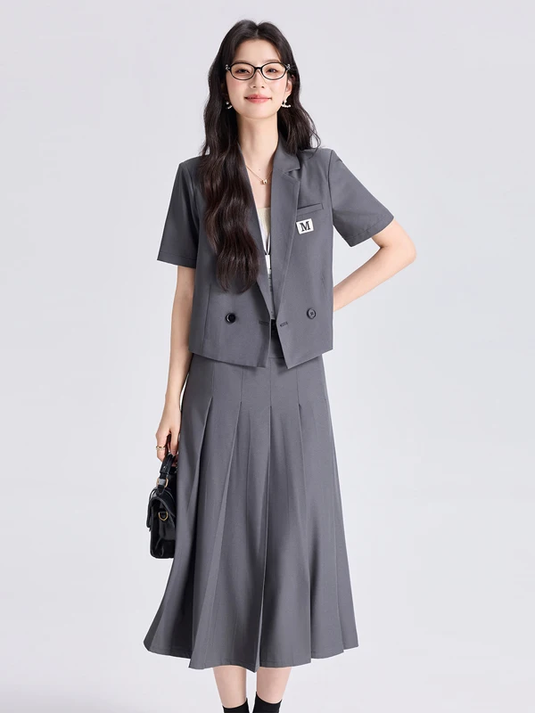 Business Professional Short Suit Jacket Women's Summer High-End Simple Art Exam Elegant Commuting Suit Set Straight Tube Type
Business Professional Short Suit Jacket Women's Summer High-End Simple Art Exam Elegant Commuting Suit Set Straight Tube Type