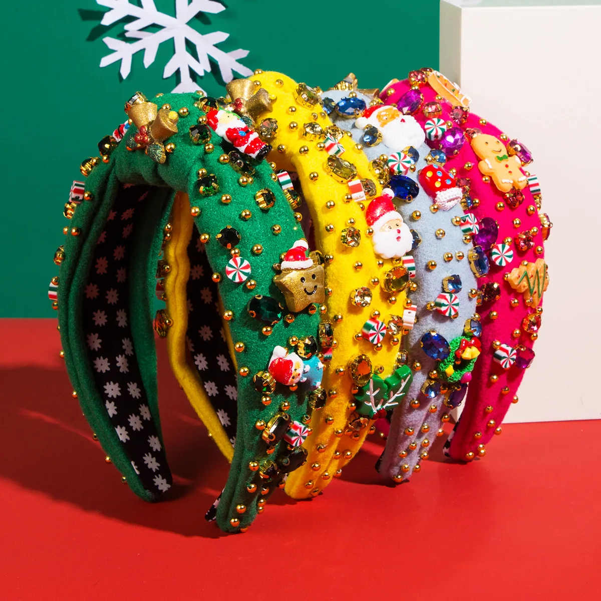 Bright Christmas Element Hairband Festive Party Headwear Colorful Cartoon Santa Claus New Year Costume Hair Accessories
Bright Christmas Element Hairband Festive Party Headwear Colorful Cartoon Santa Claus New Year Costume Hair Accessories