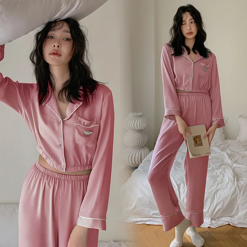 Female 2PCS Pajamas Set 2024 Autumn New Sleepwear Lingerie Satin Chiffon Long Sleeve Trouser Loungewear Casual Pijamas Homewear
Female 2PCS Pajamas Set 2024 Autumn New Sleepwear Lingerie Satin Chiffon Long Sleeve Trouser Loungewear Casual Pijamas Homewear