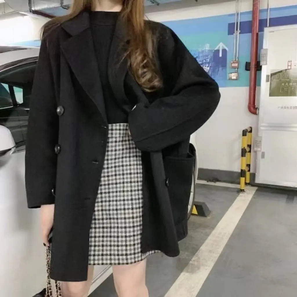 Women's Thickened Woolen Coat Warm Double-breasted Trendy Slimming Autumn Winter Outerwear Loose Age-reducing 
Women's Thickened Woolen Coat Warm Double-breasted Trendy Slimming Autumn Winter Outerwear Loose Age-reducing