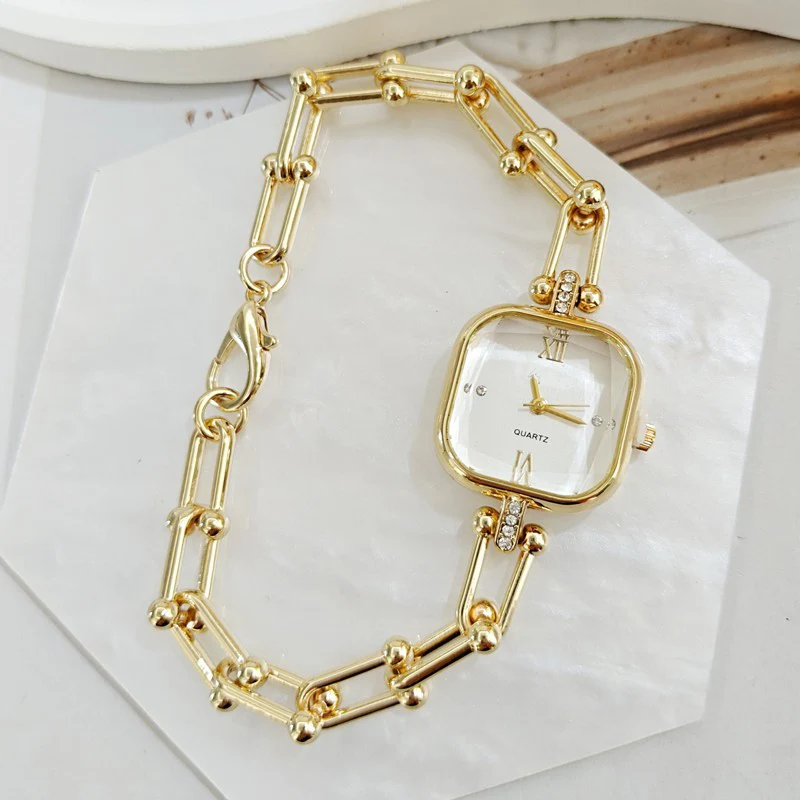 Luxury Fashion Temperament Simple Women Casual Square Alloy Quartz Watches Laides Business Wristwatch
Luxury Fashion Temperament Simple Women Casual Square Alloy Quartz Watches Laides Business Wristwatch