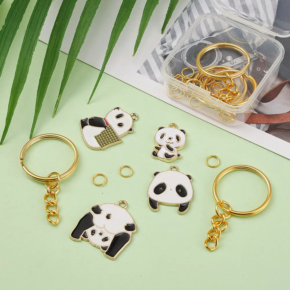 Подвески-панда для создания украшений своими руками: брелоки, кулоны для ожерелий, браслетов, серег, аксессуары для сумок, шикарные подвески из сплава
Подвески-панда для создания украшений своими руками: брелоки, кулоны для ожерелий, браслетов, серег, аксессуары для сумок, шикарные подвески из сплава