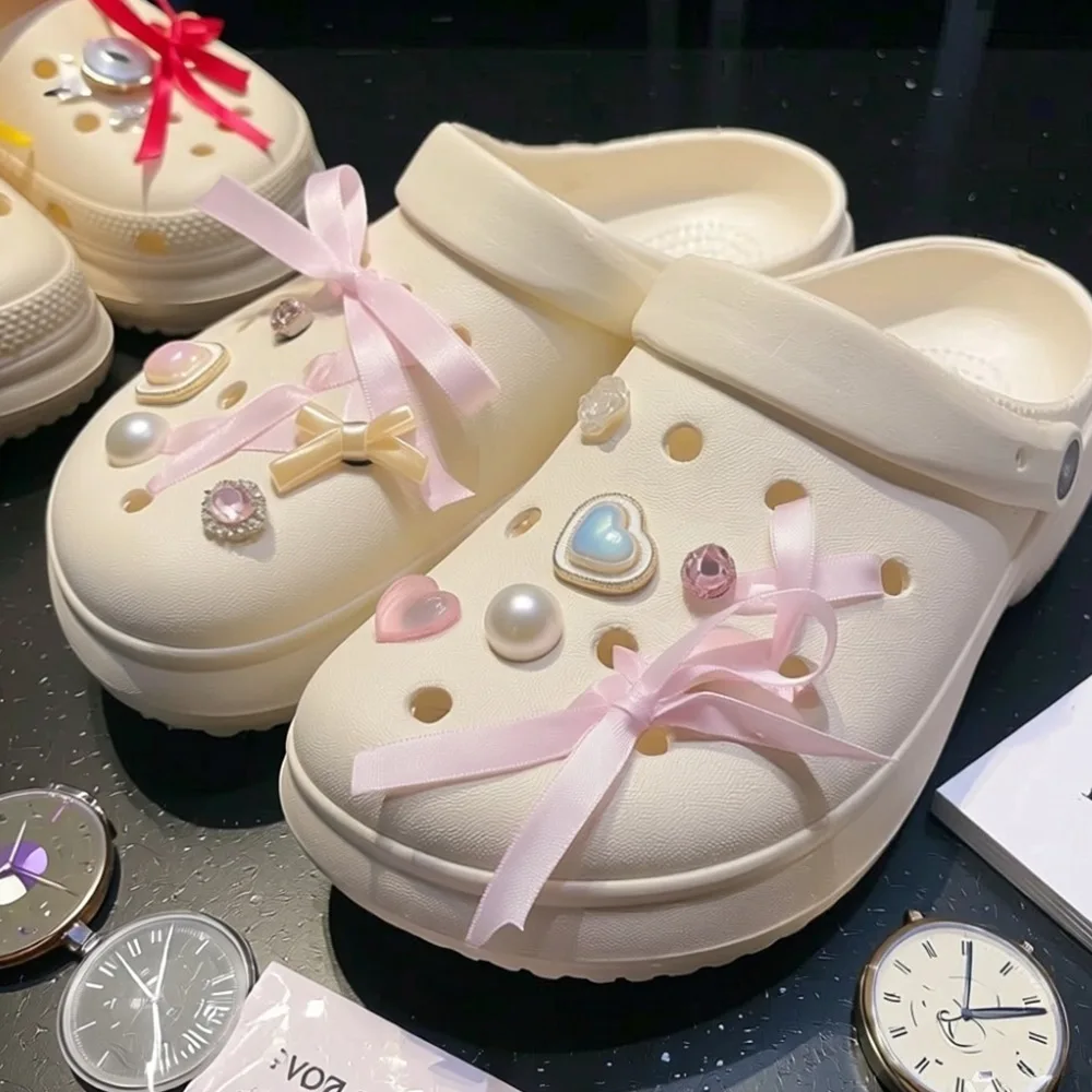 12PCS Fashion Shoe Charms Set Accessories for Clogs Shoe Buckle Heart Shaped Diamond Pearl Pink Ribbon DIY Shoes Decorations
12PCS Fashion Shoe Charms Set Accessories for Clogs Shoe Buckle Heart Shaped Diamond Pearl Pink Ribbon DIY Shoes Decorations