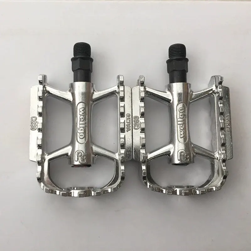 Гладкие педали для велосипеда, легкие, прочные, устойчивые к скольжению и ржавчине, водонепроницаемые, аксессуары для велоспорта, запчасти для велосипеда
Гладкие педали для велосипеда, легкие, прочные, устойчивые к скольжению и ржавчине, водонепроницаемые, аксессуары для велоспорта, запчасти для велосипеда