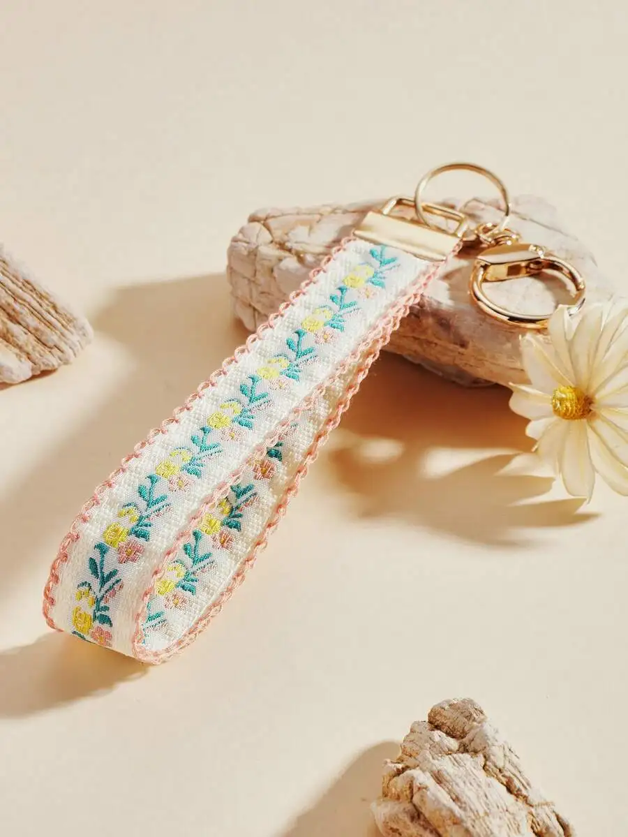 Zinc Alloy Keychain Bag Charm Double-Layer Ribbon Woven Strap Accessory Wrist Car Pendant Universal Fashion Item
Zinc Alloy Keychain Bag Charm Double-Layer Ribbon Woven Strap Accessory Wrist Car Pendant Universal Fashion Item