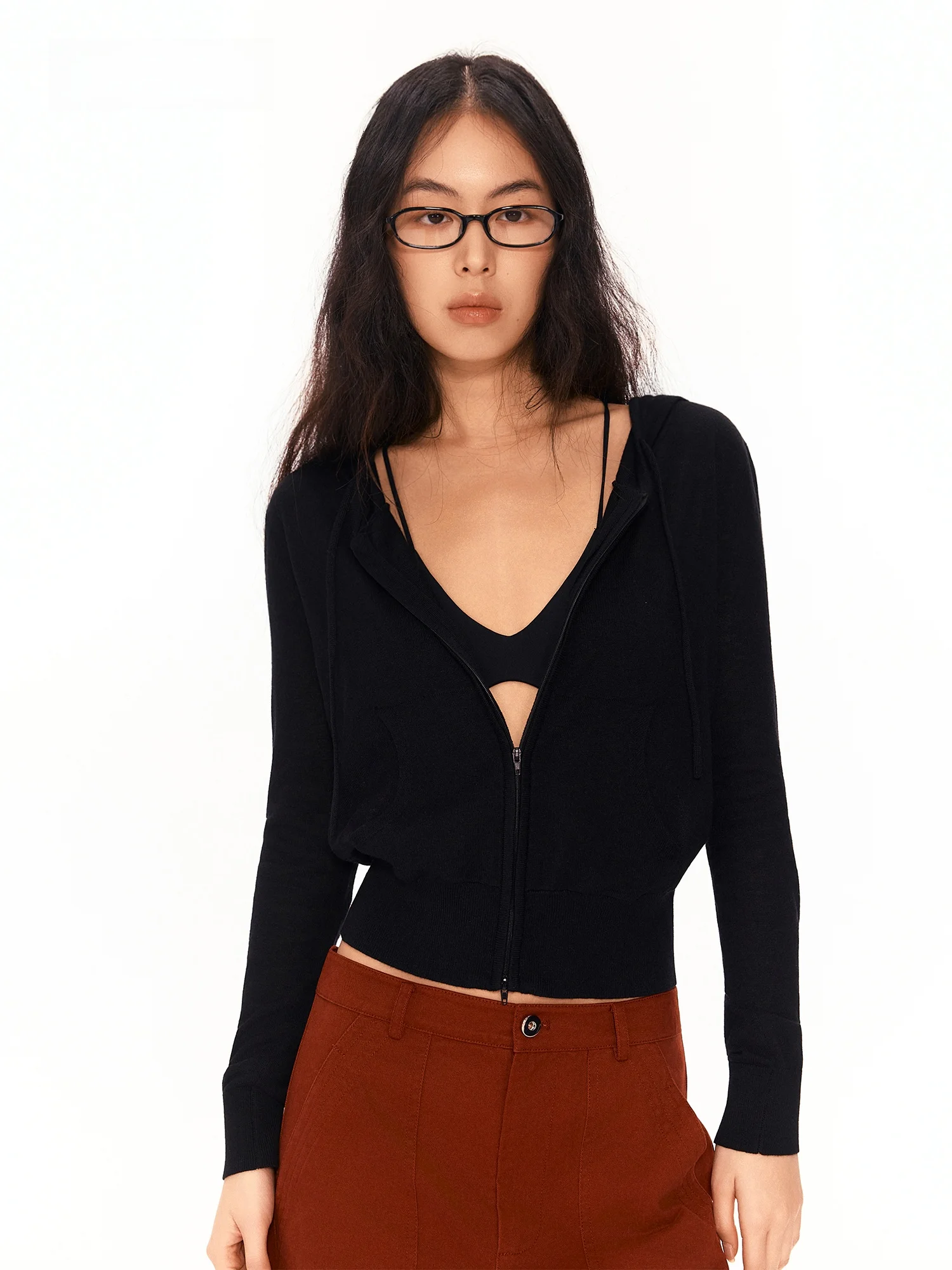 LUMIEN Minimalist Lazy Style Wool Zipper Knitted Open Cardigan Women's Spring New Loose Hooded Top Fashionable Casual Wear
LUMIEN Minimalist Lazy Style Wool Zipper Knitted Open Cardigan Women's Spring New Loose Hooded Top Fashionable Casual Wear